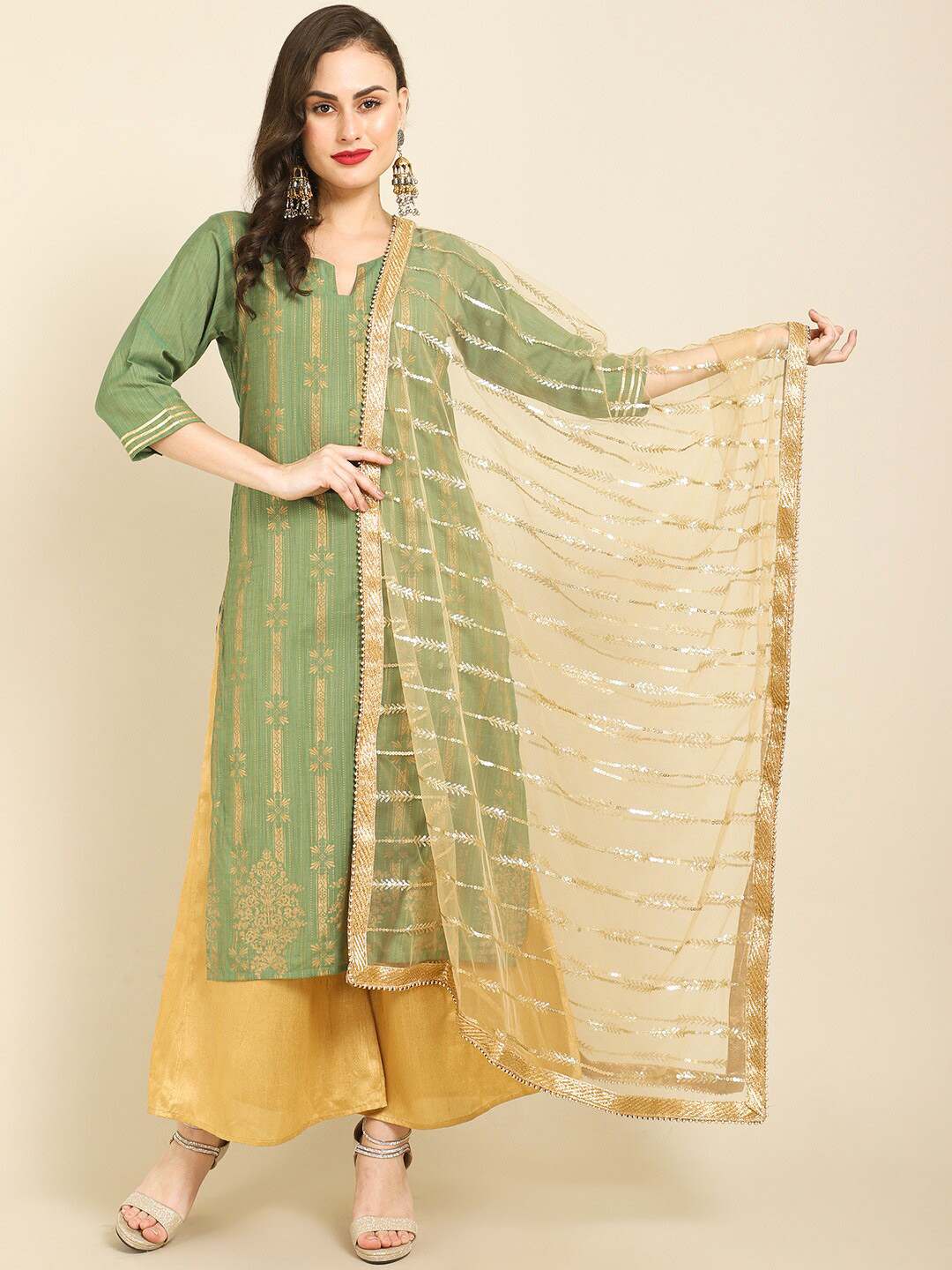 

Miaz Lifestyle Gold-Toned Embroidered Art Silk Dupatta with Gotta Patti