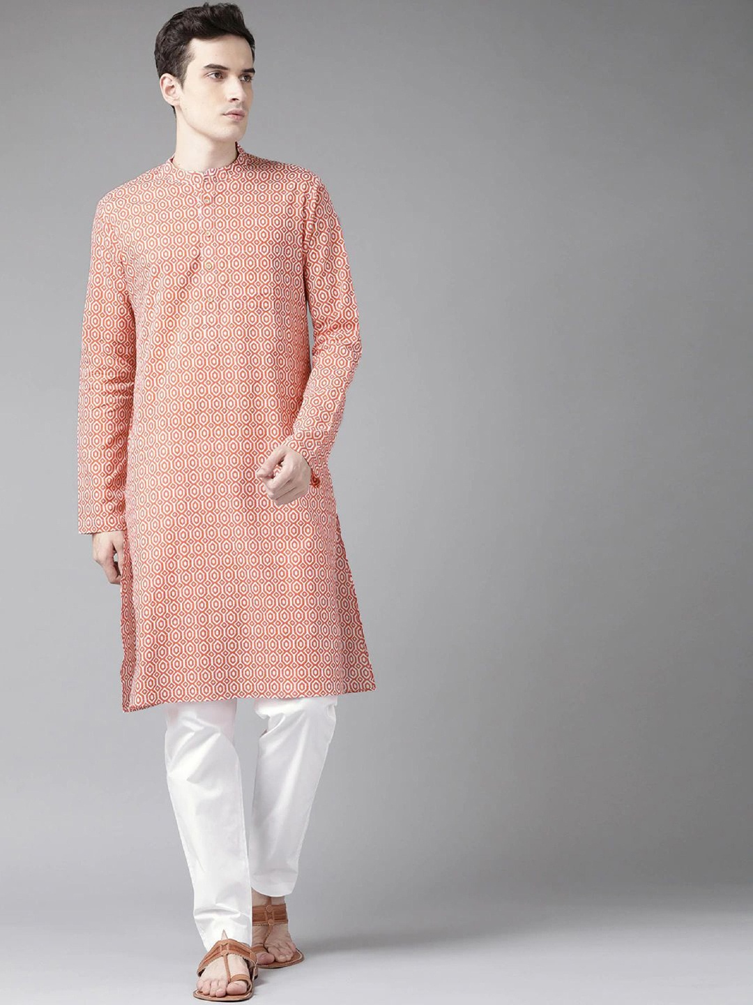 

See Designs Men Peach-Coloured Geometric Printed Cotton Kurta