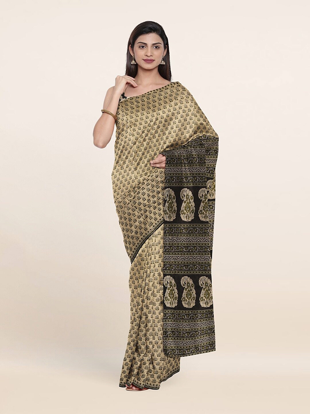 

Pothys Cream-Coloured & Black Ethnic Motifs Pure Cotton Saree