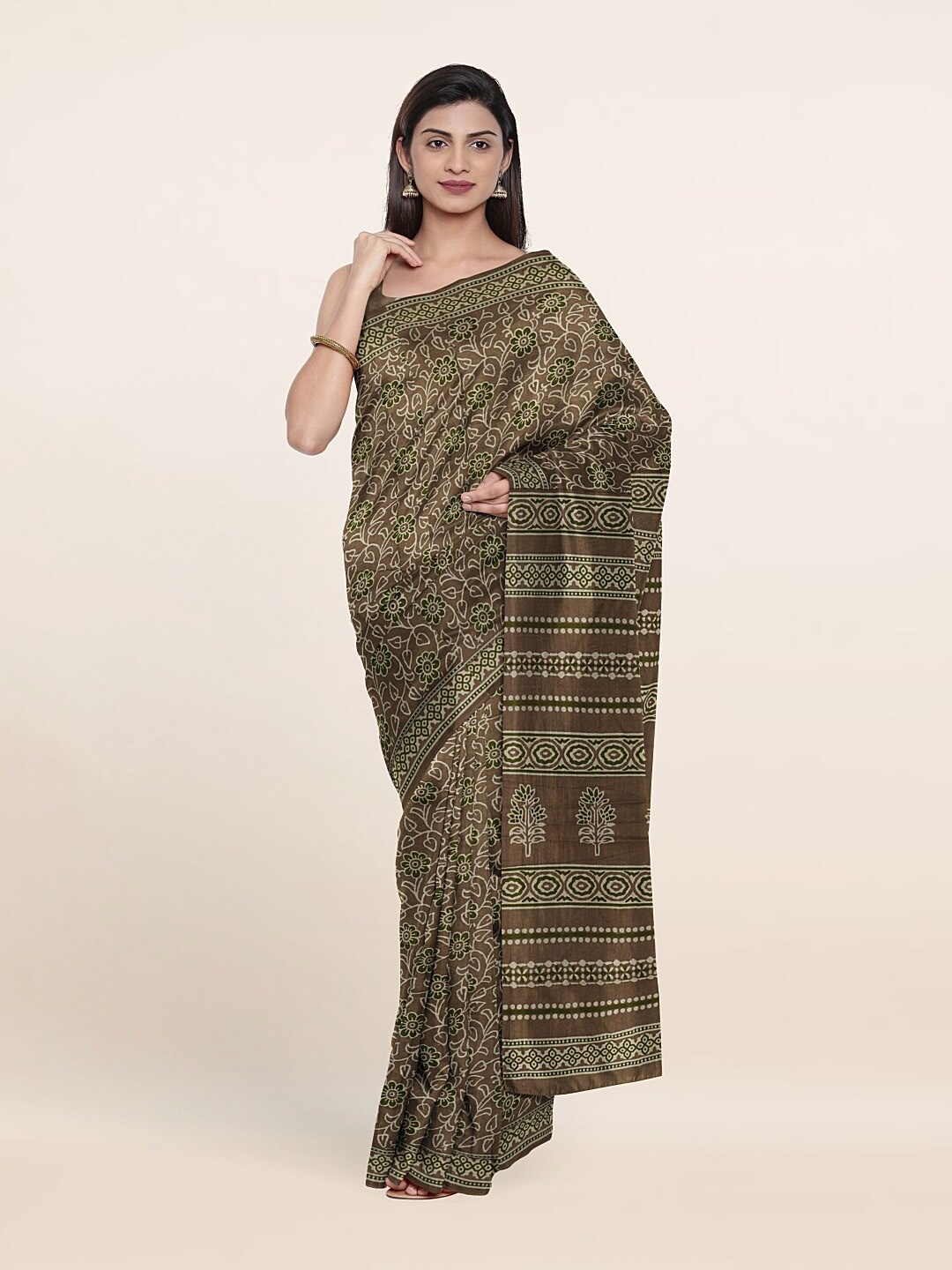 

Pothys Women Brown & Off White Floral Pure Cotton Saree