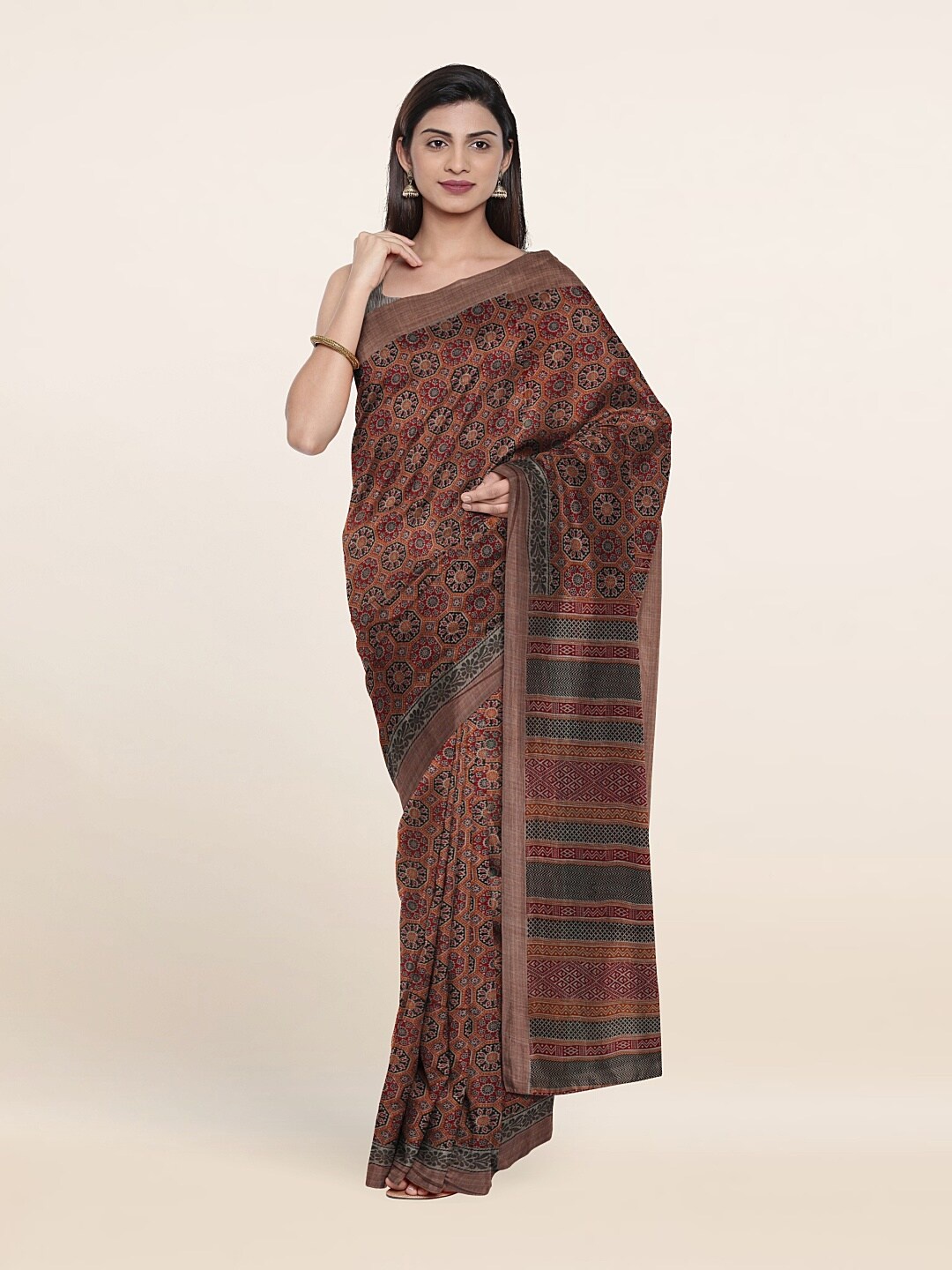 

Pothys Grey & Red Ethnic Motifs Chandhari Cotton Saree