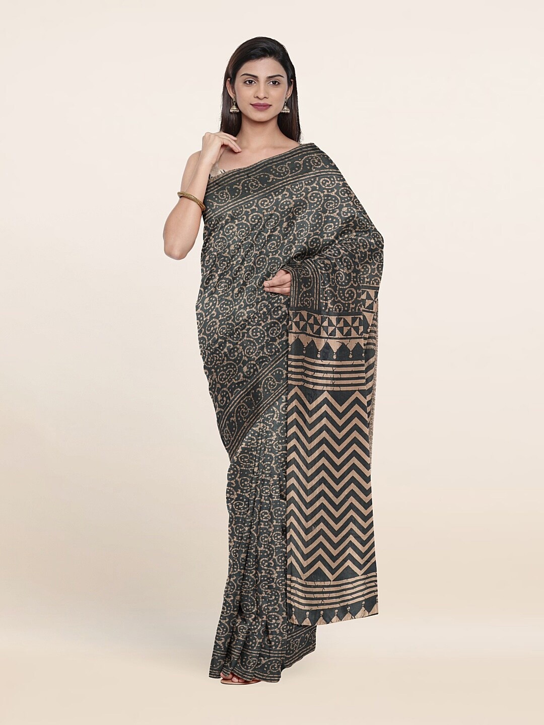 

Pothys Green & Beige Ethnic Motifs Pure Cotton Saree