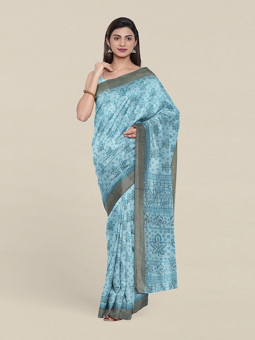 

Pothys Blue & Grey Floral Printed Saree