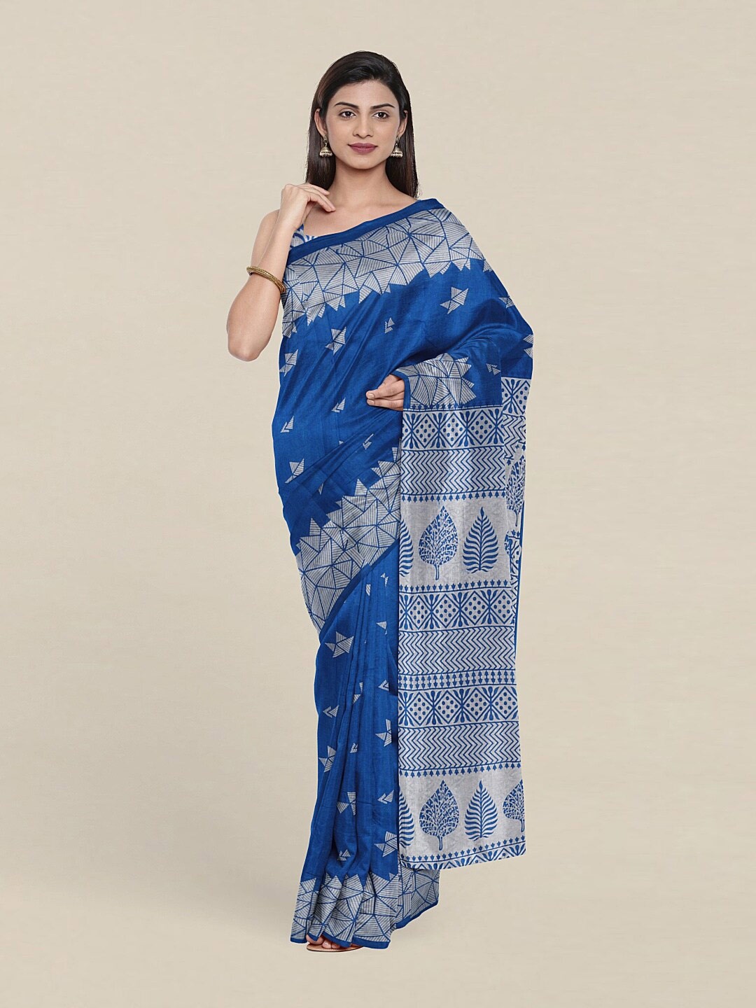 

Pothys Blue & Silver-Toned Pure Cotton Saree