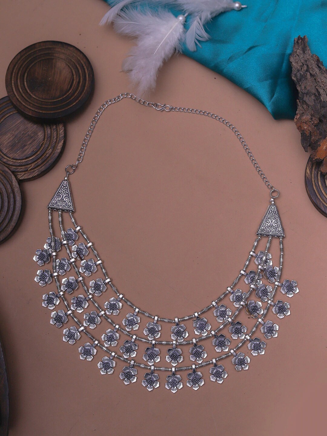 

Sangria Silver-Toned Silver-Plated Handcrafted Necklace