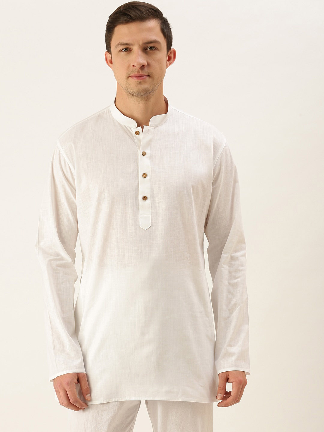 

VASTRAMAY Men White Solid Cotton Kurta