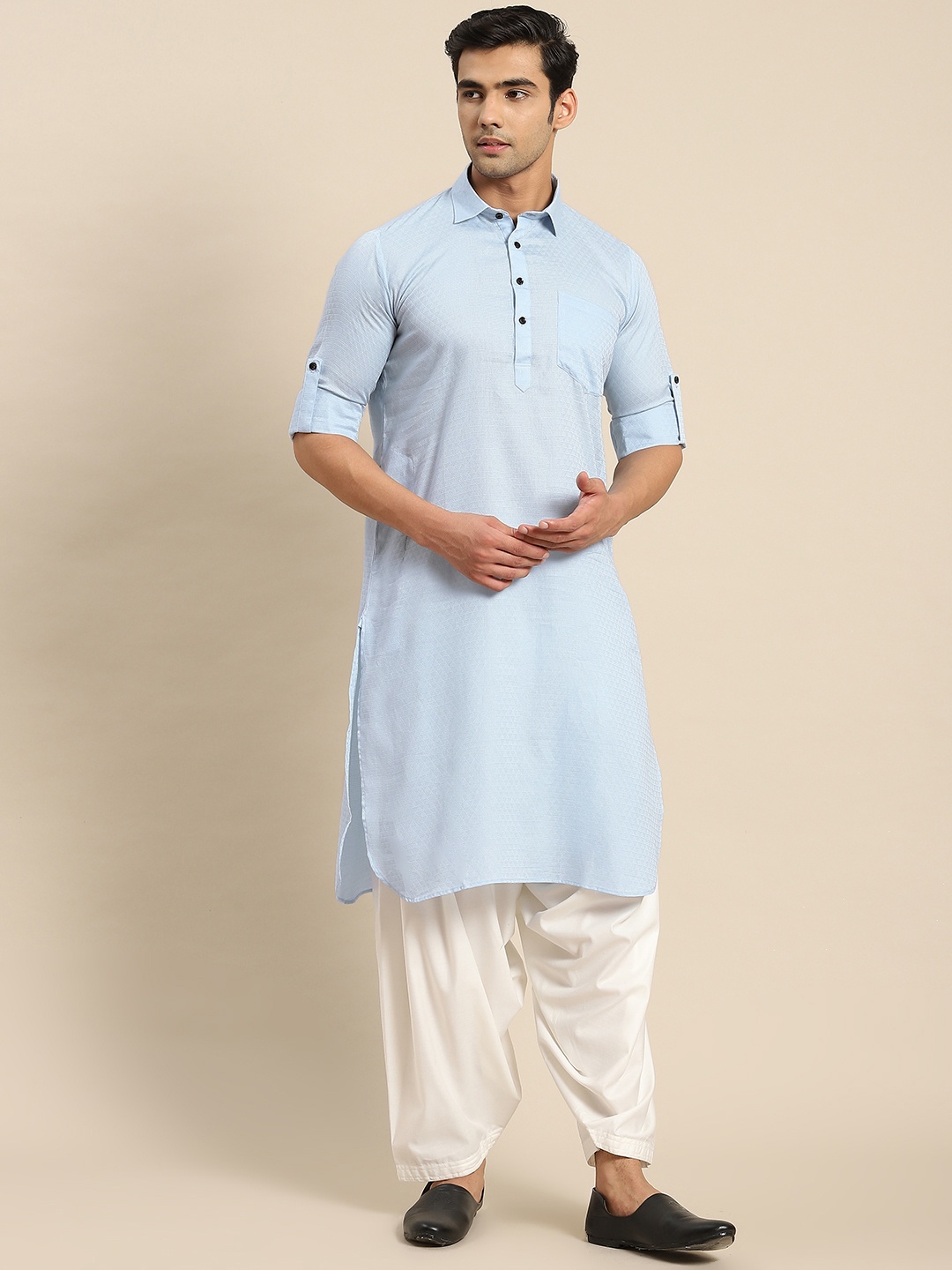 

RAJUBHAI HARGOVINDAS Men Blue Woven Design Pure Cotton Pathani Kurta