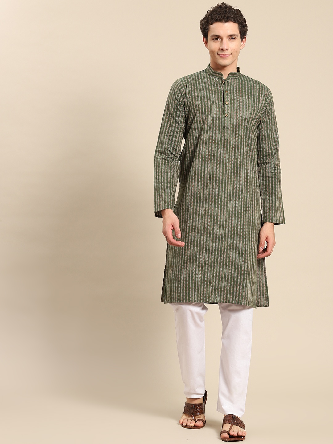 

RAJUBHAI HARGOVINDAS Men Green Striped Pure Cotton Kurta