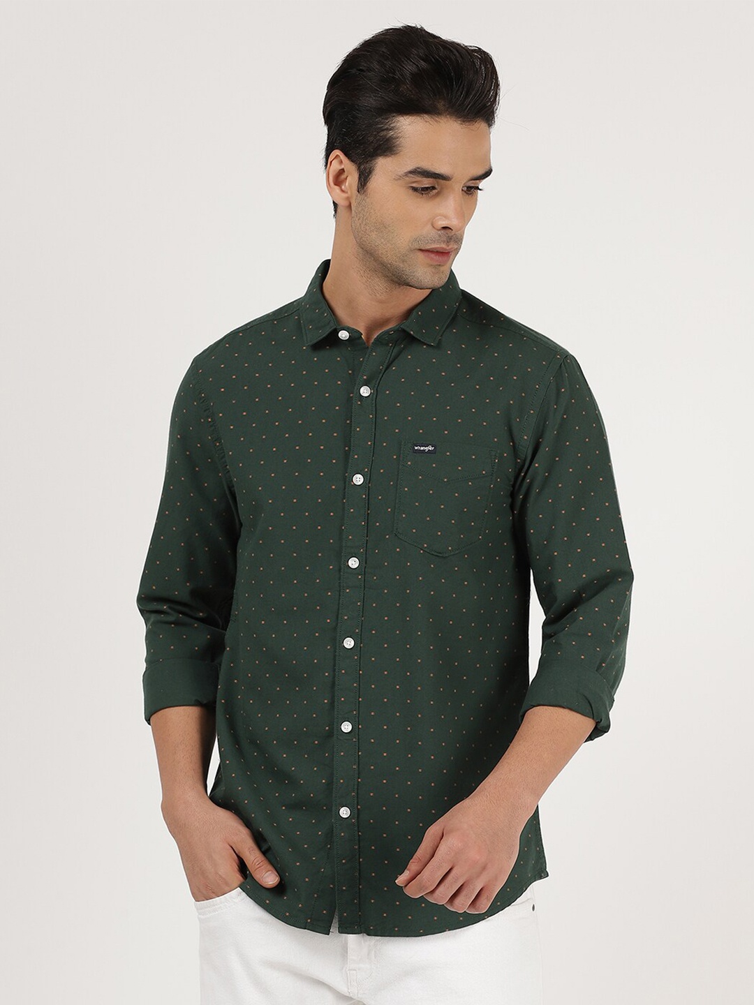 

Wrangler Men Green Slim Fit Printed Casual Shirt
