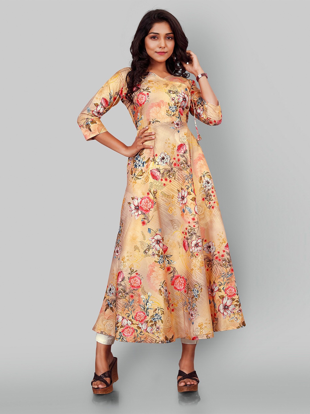 

Globon Impex Women Peach-Coloured Floral Printed Cotton Anarkali Kurta