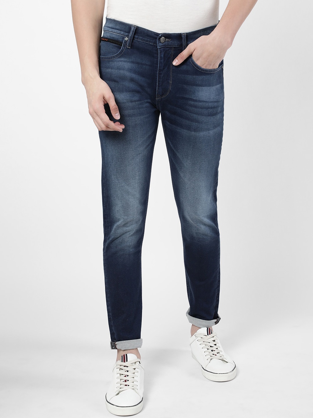 

Lee Men Blue Slim Fit Heavy Fade Stretchable Jeans