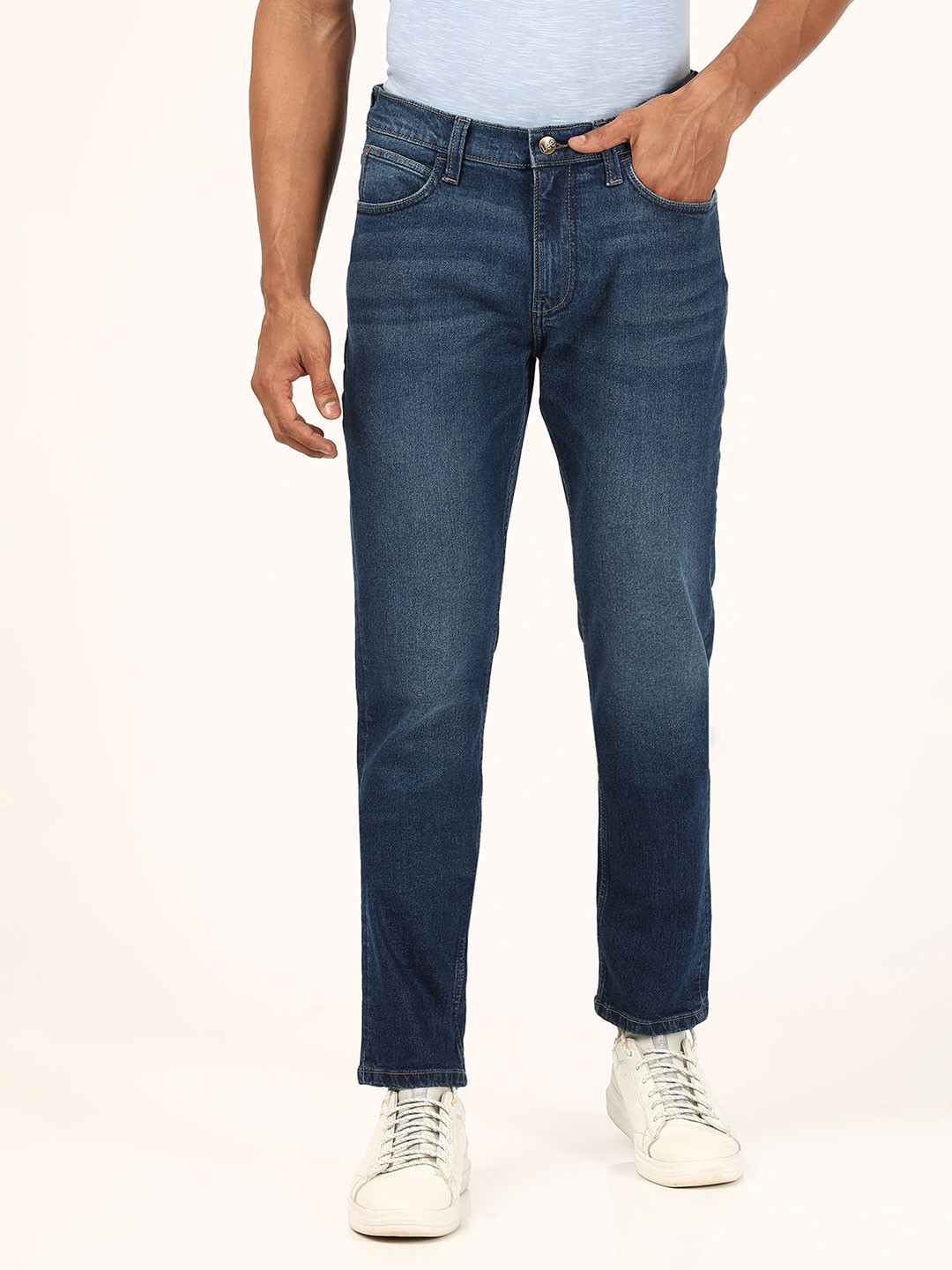 

Lee Men Blue Bruce Skinny Fit Light Fade Stretchable Jeans
