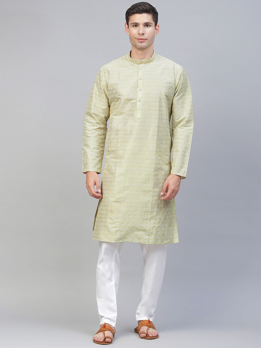 

MANQ Men Green & White Ethnic Motifs Woven Design Kurta with Pyjamas