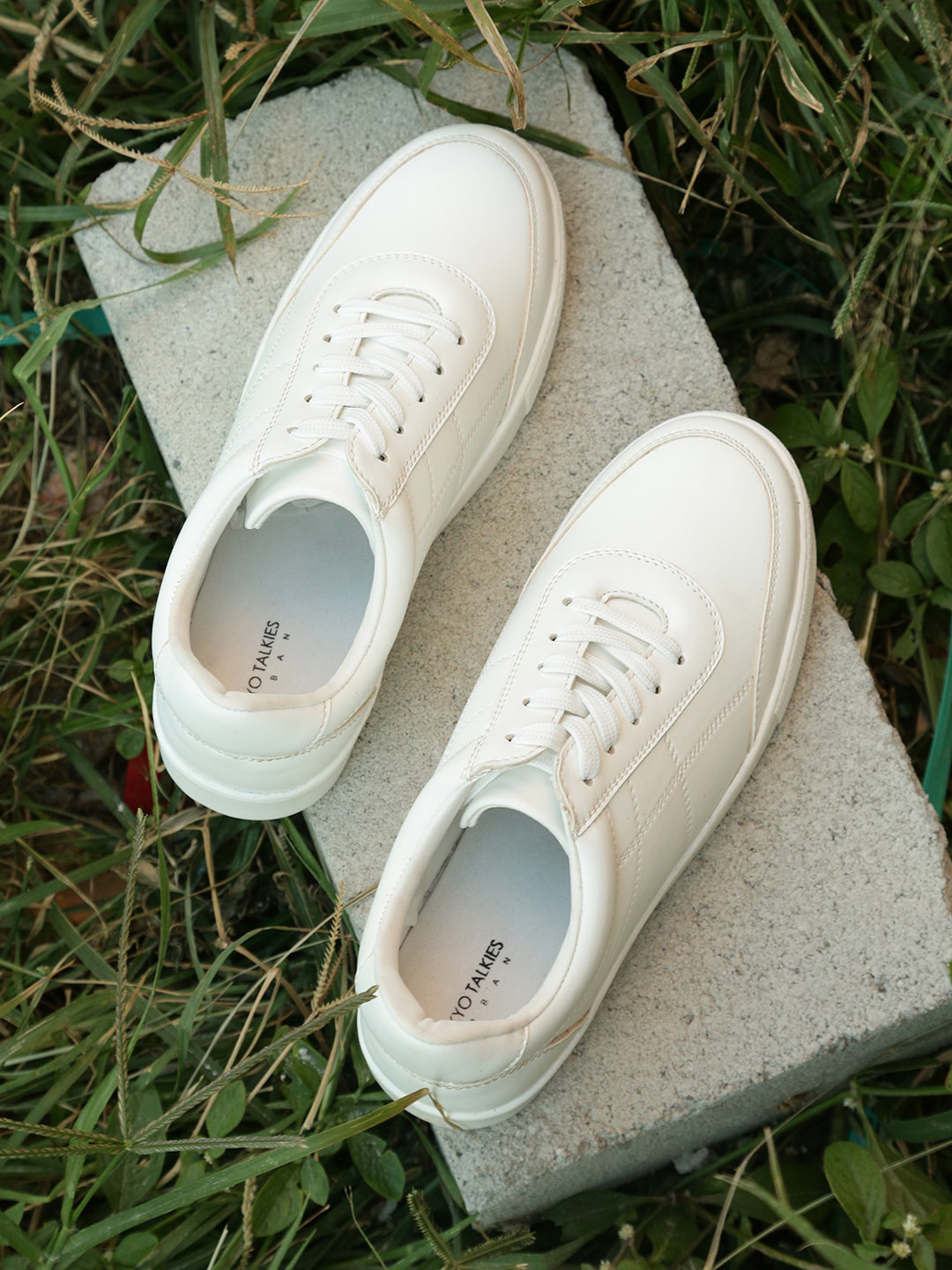 

Tokyo Talkies Women White Textured PU Sneakers