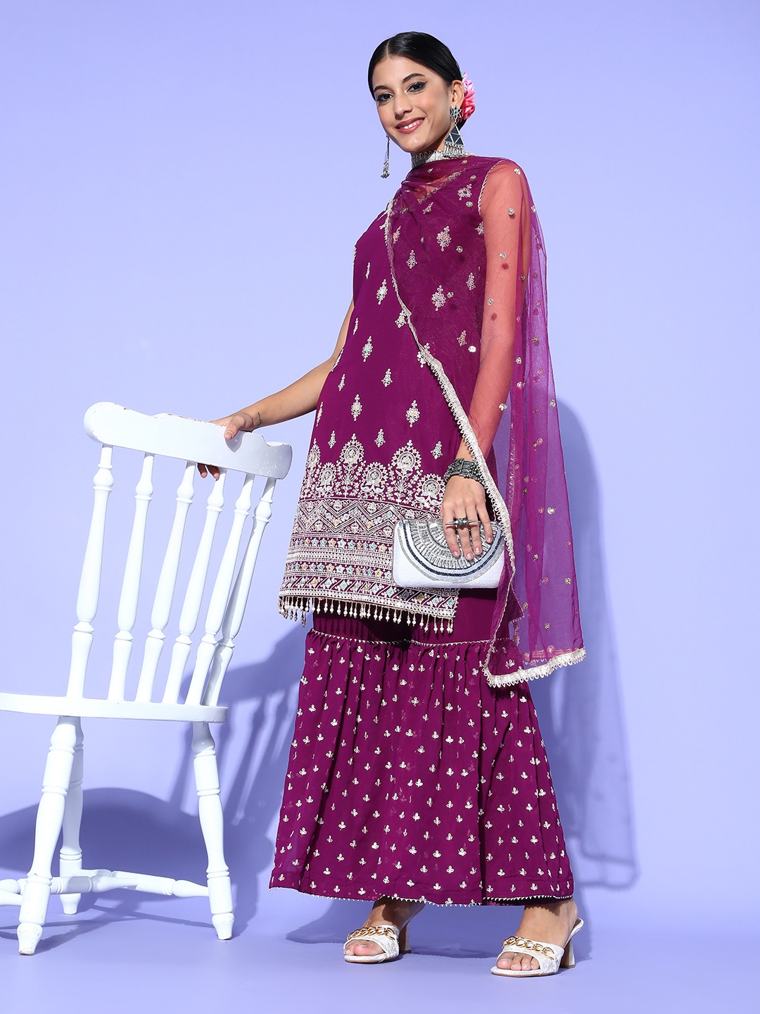 

Chhabra 555 Women Ethnic Motifs Poly Georgette Hyper Texture Kurta Set, Burgundy