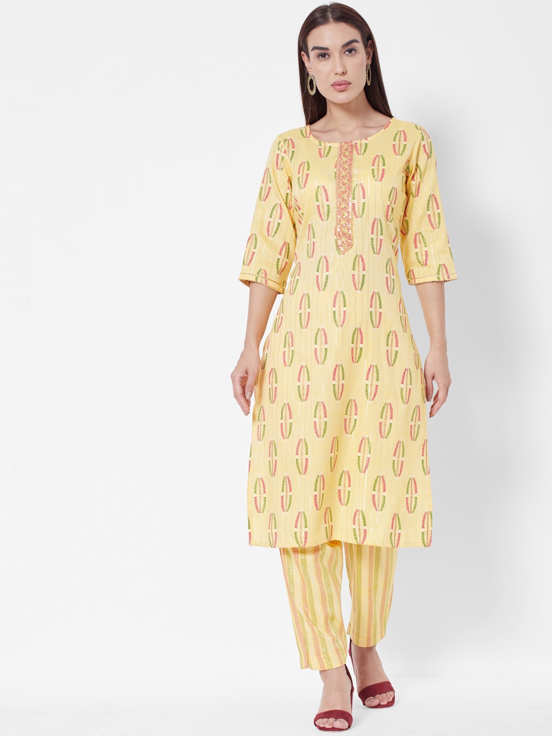 

Vedic Women Blue Printed Liva Kurta with Trousers