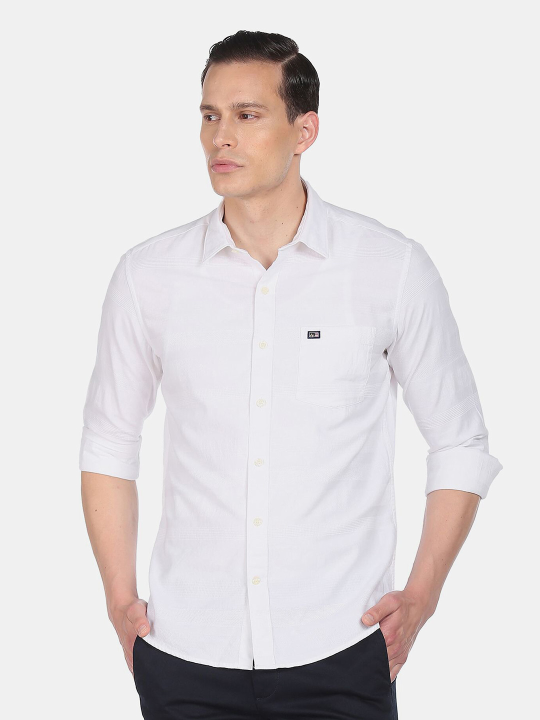 

Arrow Sport Men White Slim Fit Solid Casual Shirt