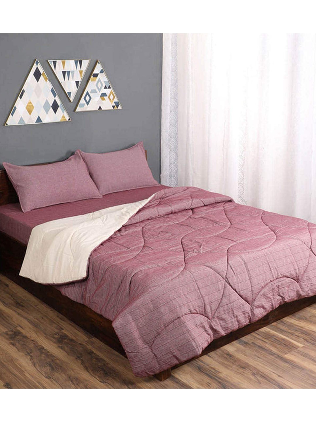 

Saral Home Mauve & White Mild Winter 210 GSM Cotton Double Bed Quilt