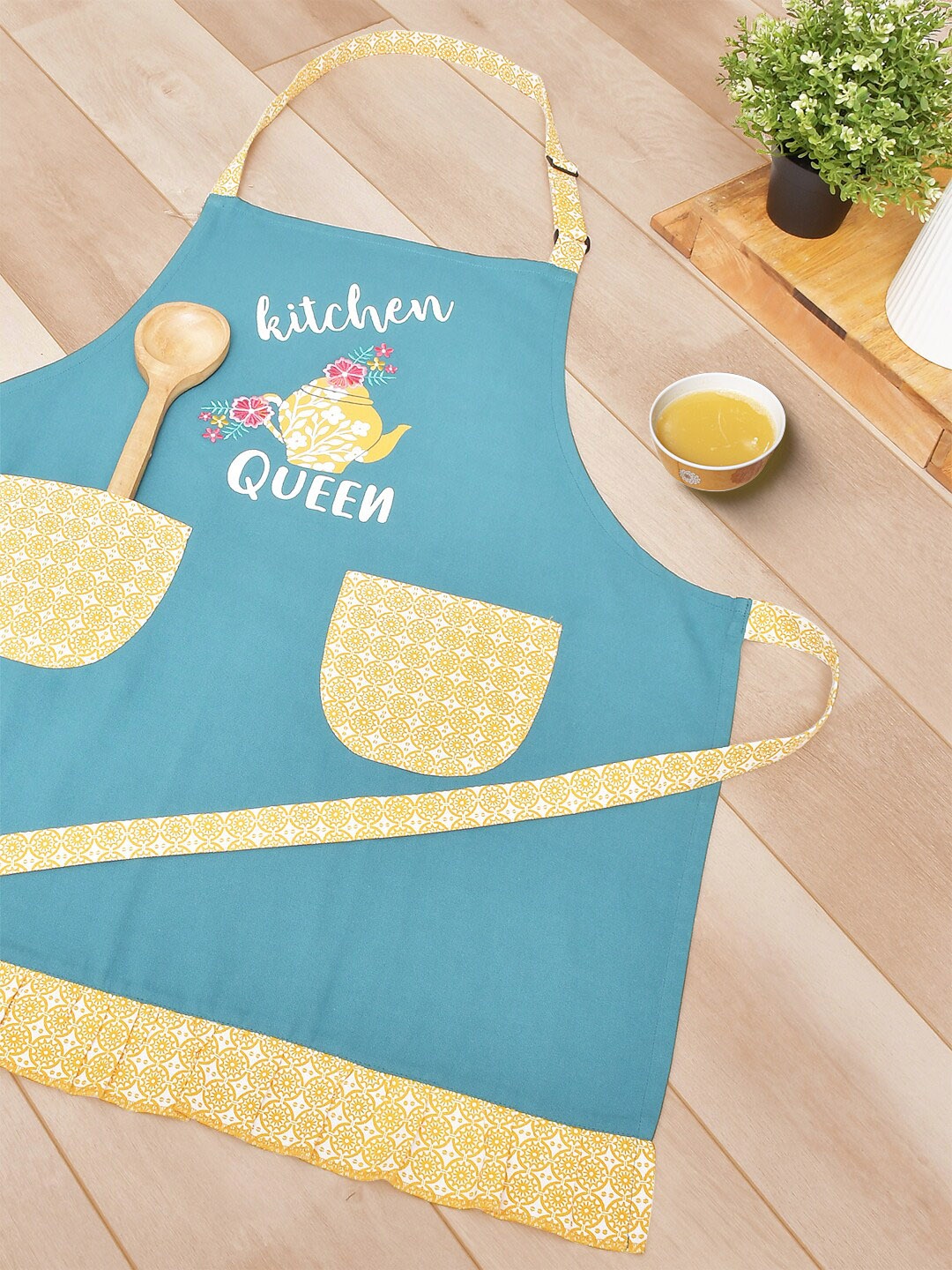 

BLANC9 Turquoise Blue & Yellow Printed Cotton Aprons