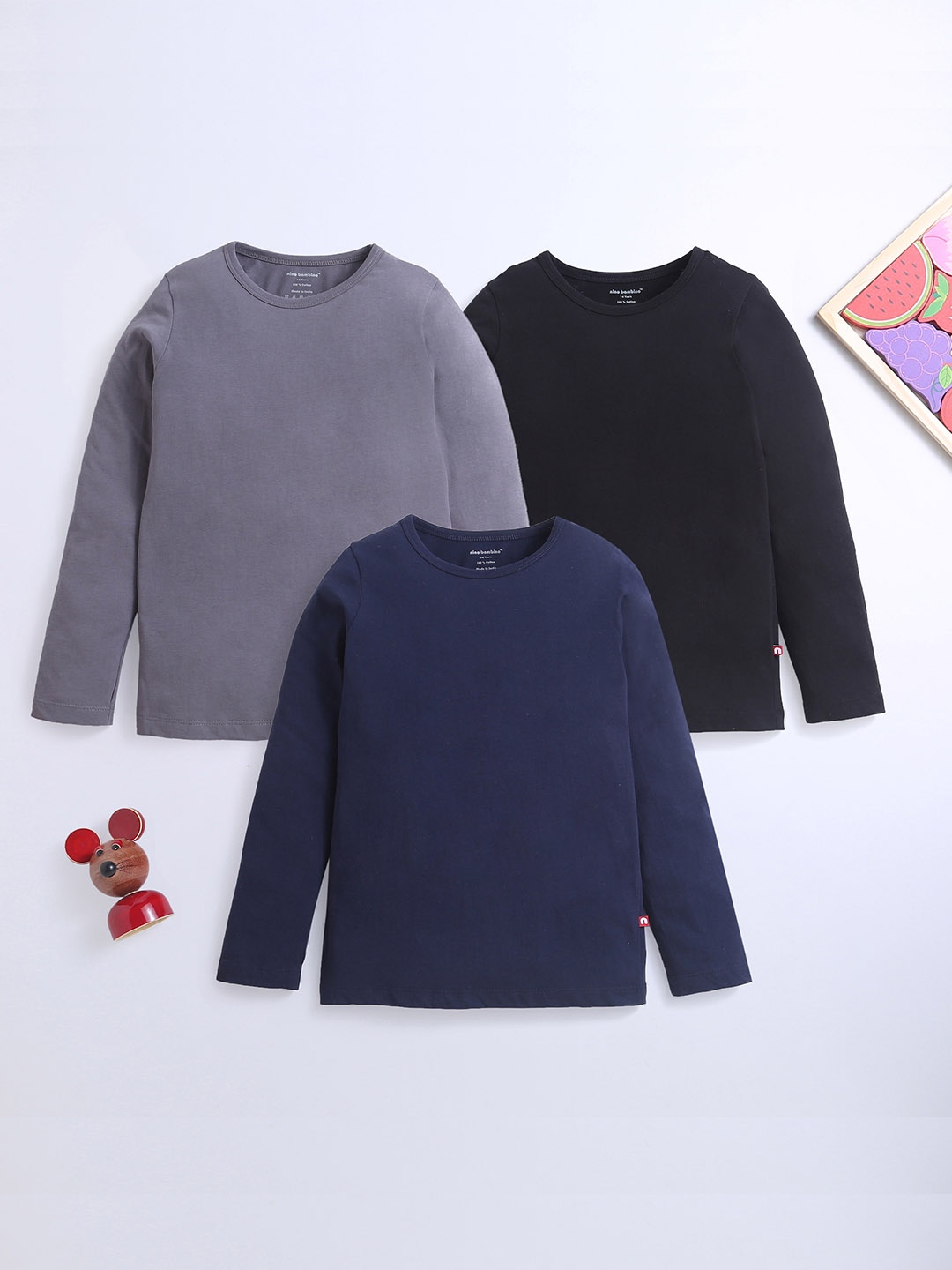 

Nino Bambino Set Of 3 Kids Black Solid Cotton Round Neck Sweatshirt