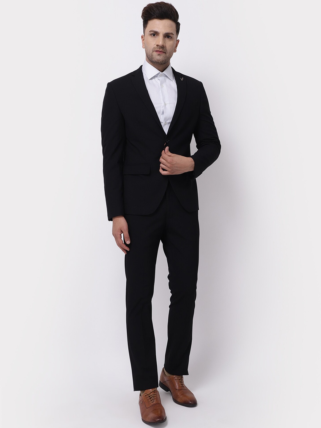 

Blackberrys Men Black Solid Single-Breasted 2-Piece Slim-Fit Formal Suit