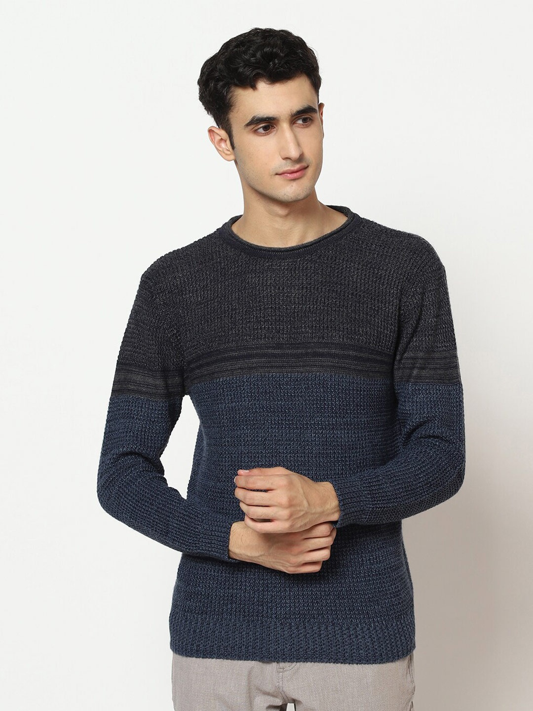

Blackberrys Men Blue & Black Colourblocked Pullover
