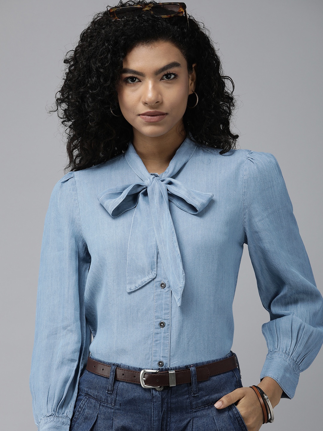 

The Roadster Lifestyle Co. Women Pure Cotton Chambray Casual Shirt With Tie-Knot Detail, Blue