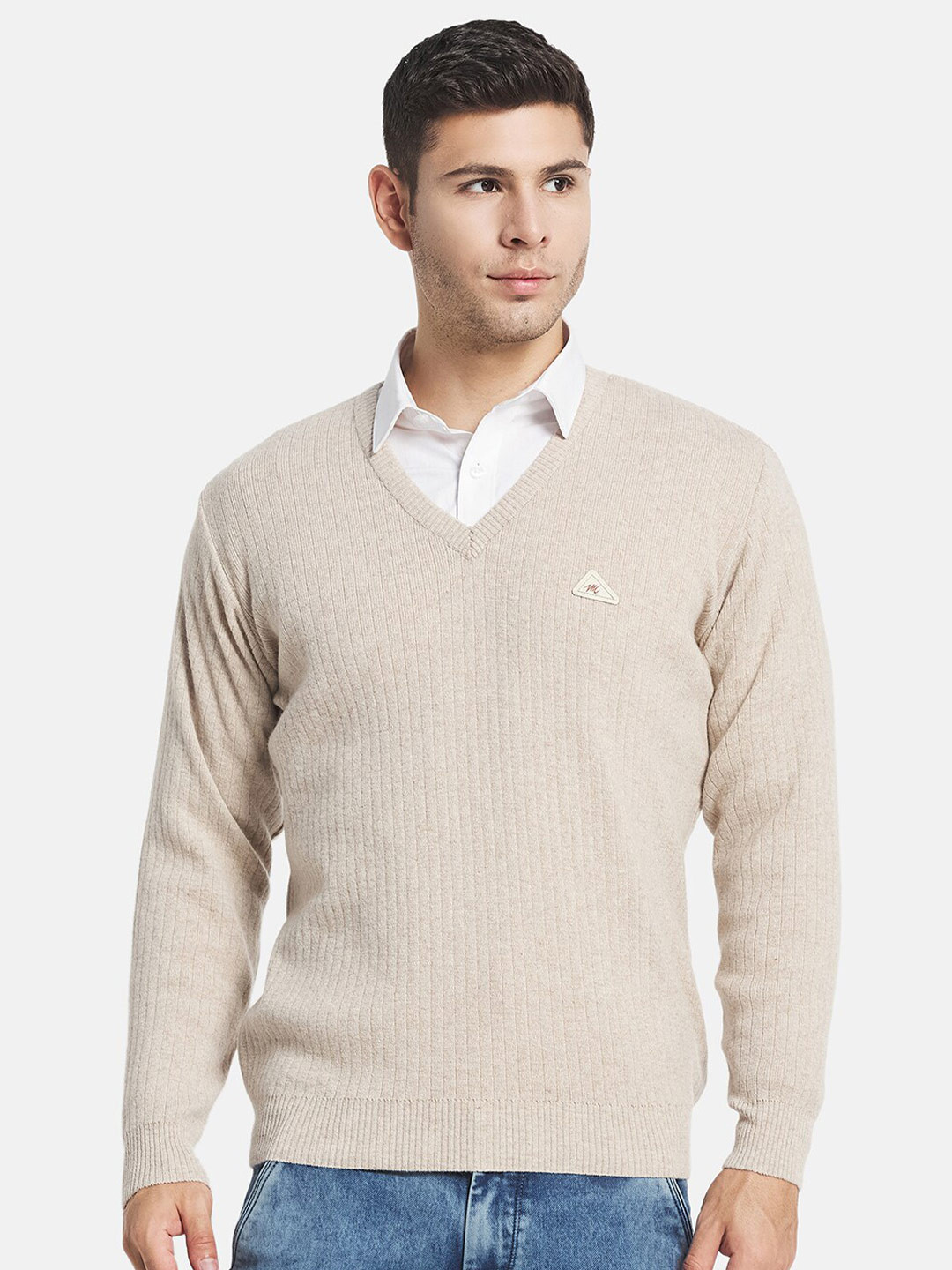 

Monte Carlo Men's Lambs Wool Beige Solid V Neck Pullover