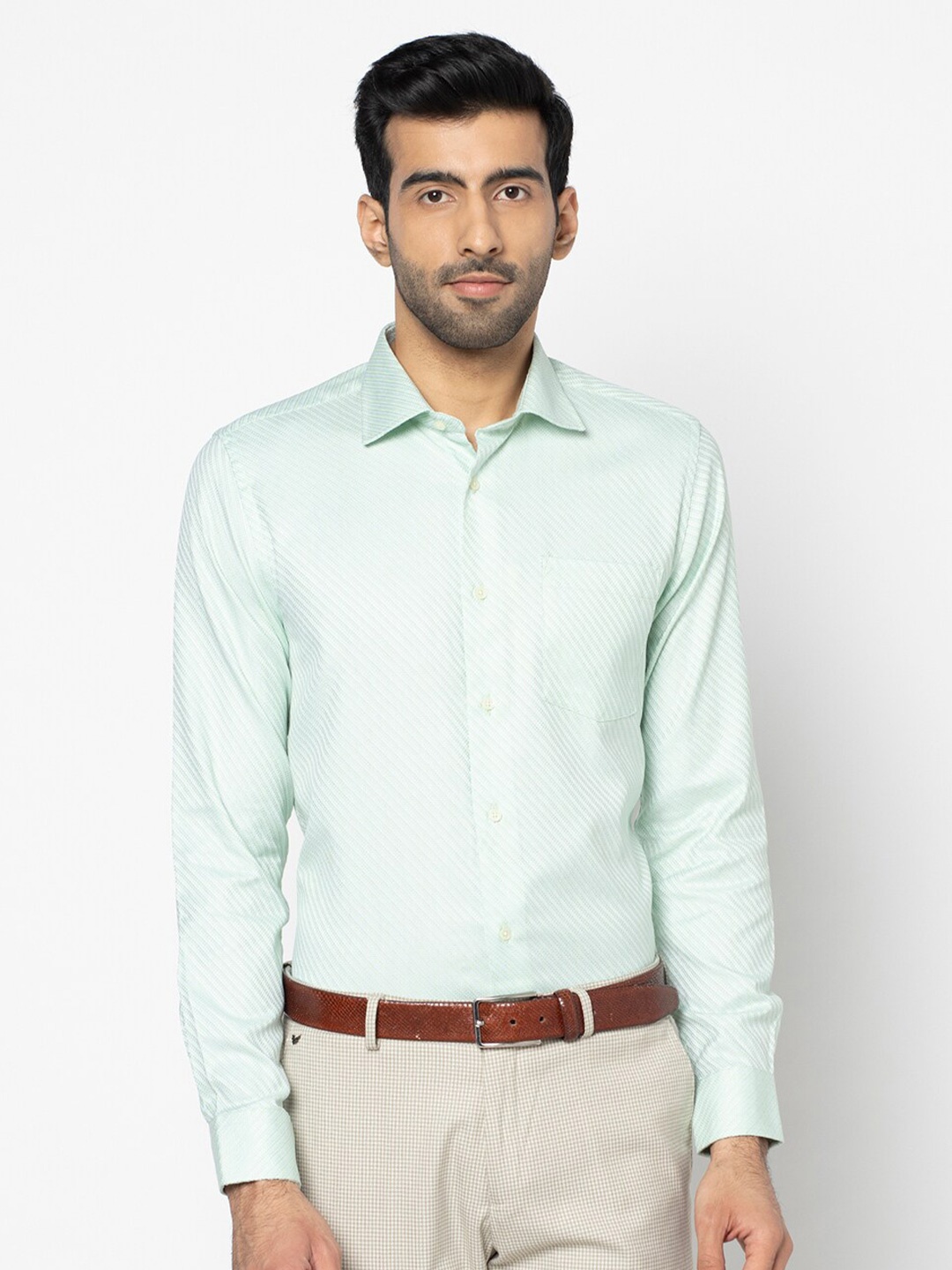 

Blackberrys Men Sea Green Solid Slim Fit Cotton Formal Shirt