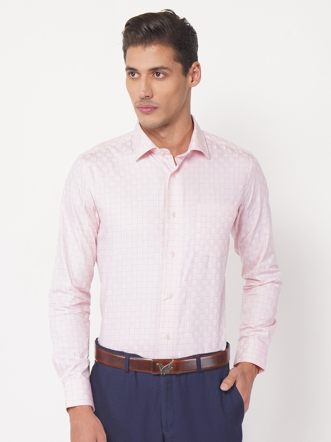 

Blackberrys Men Pink Slim Fit Windowpane Checks Checked Formal Shirt