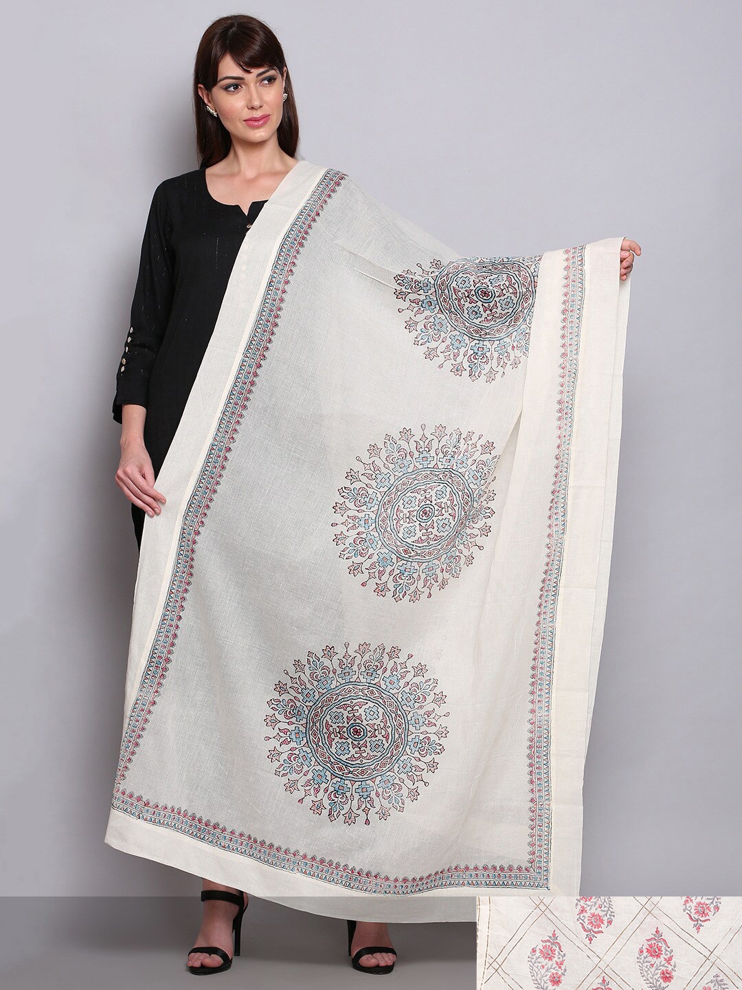 

Miaz Lifestyle Pack of 2 White & Grey Printed Kalamkari Cotton Dupatta