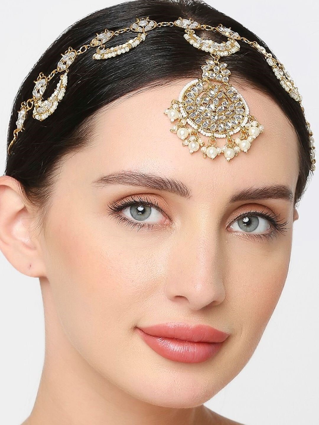 

OOMPH Gold-Tone White Kundan & Pearls Traditional Bridal Sheeshphool Maangtikka