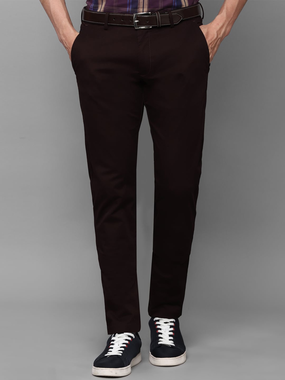 

Allen Solly Men Brown Solid Slim Fit Trousers
