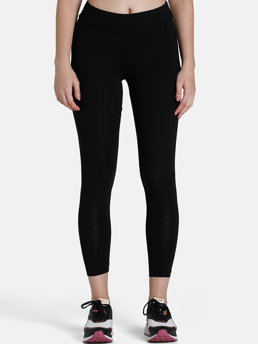 

Puma Women Black Essentials Logo Tight Solid Ankle-Length Tights