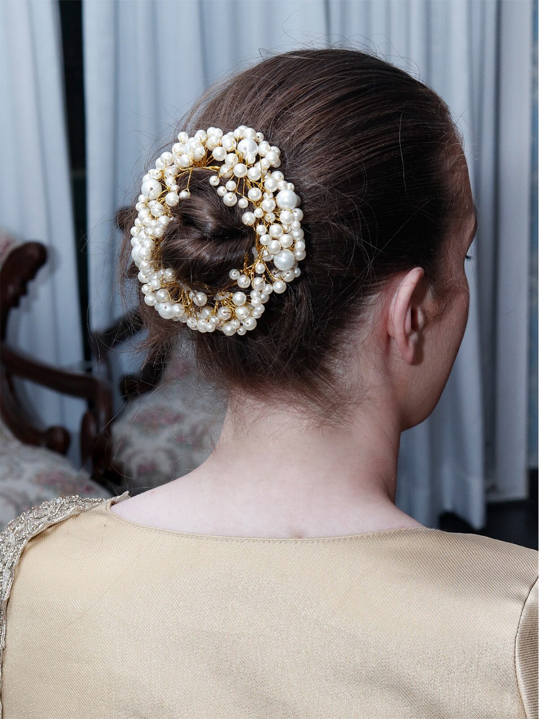 

ODETTE Women White & Gold-Toned Beaded Ponytail Holders