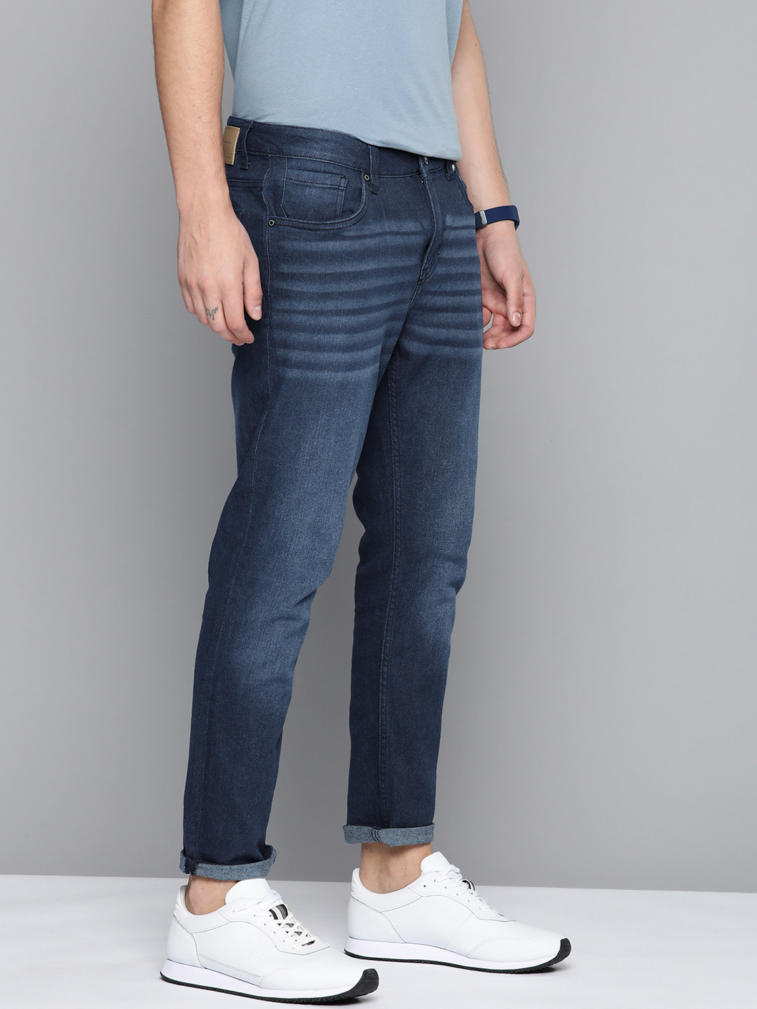 

Mast & Harbour Men Navy Blue Slim Tapered Fit Light Fade Stretchable Jeans