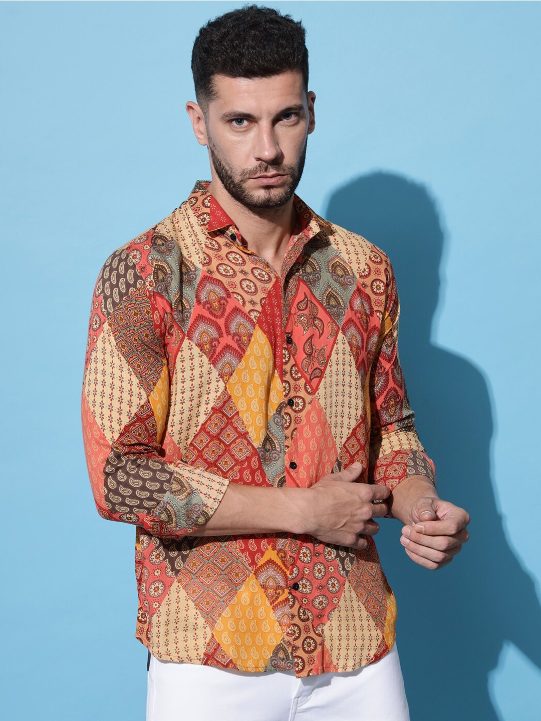 

LAKAALA Men Multicoloured Relaxed Printed Casual Shirt, Multi