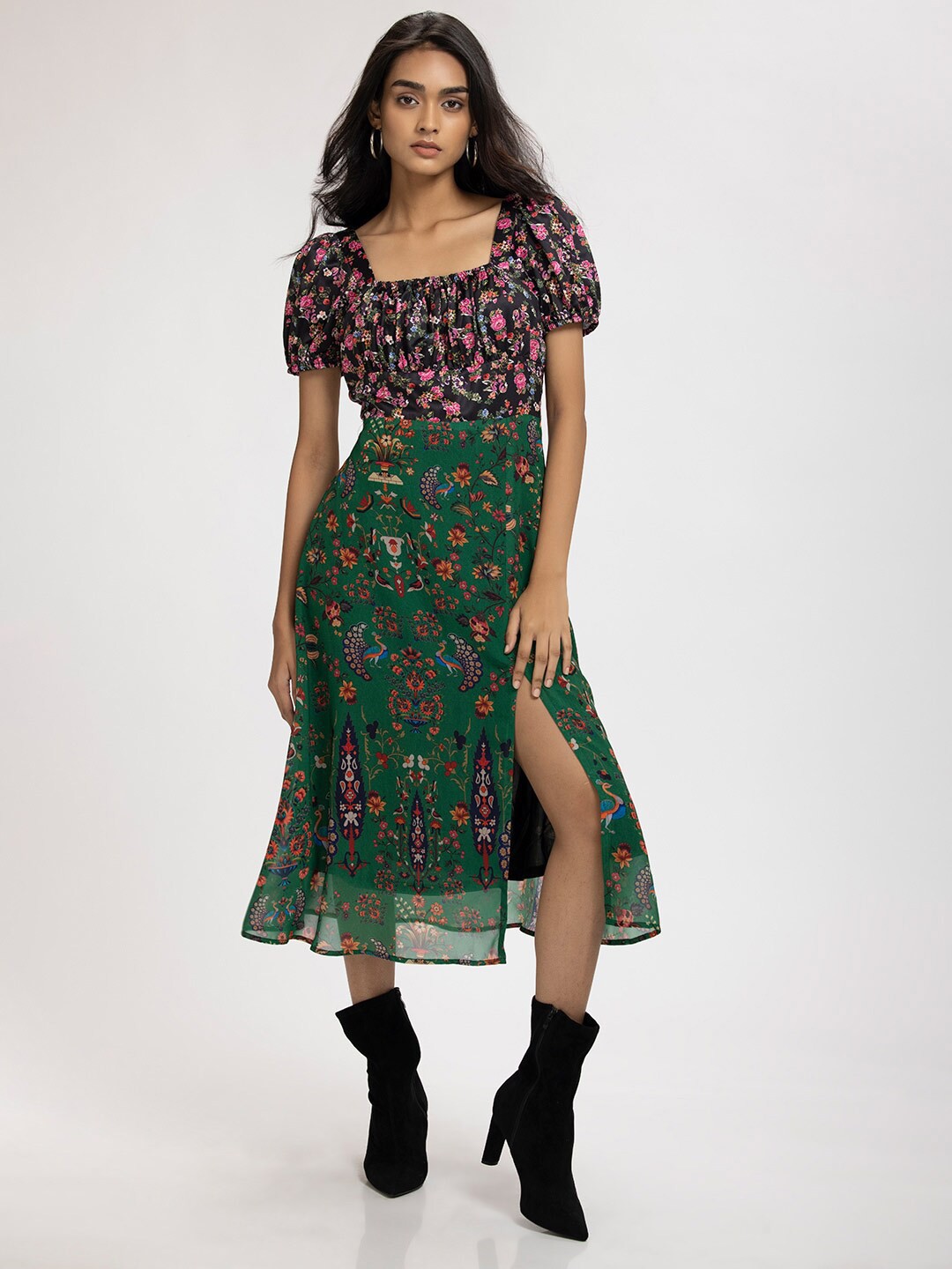 

SHAYE Green Floral Printed Midi Dress