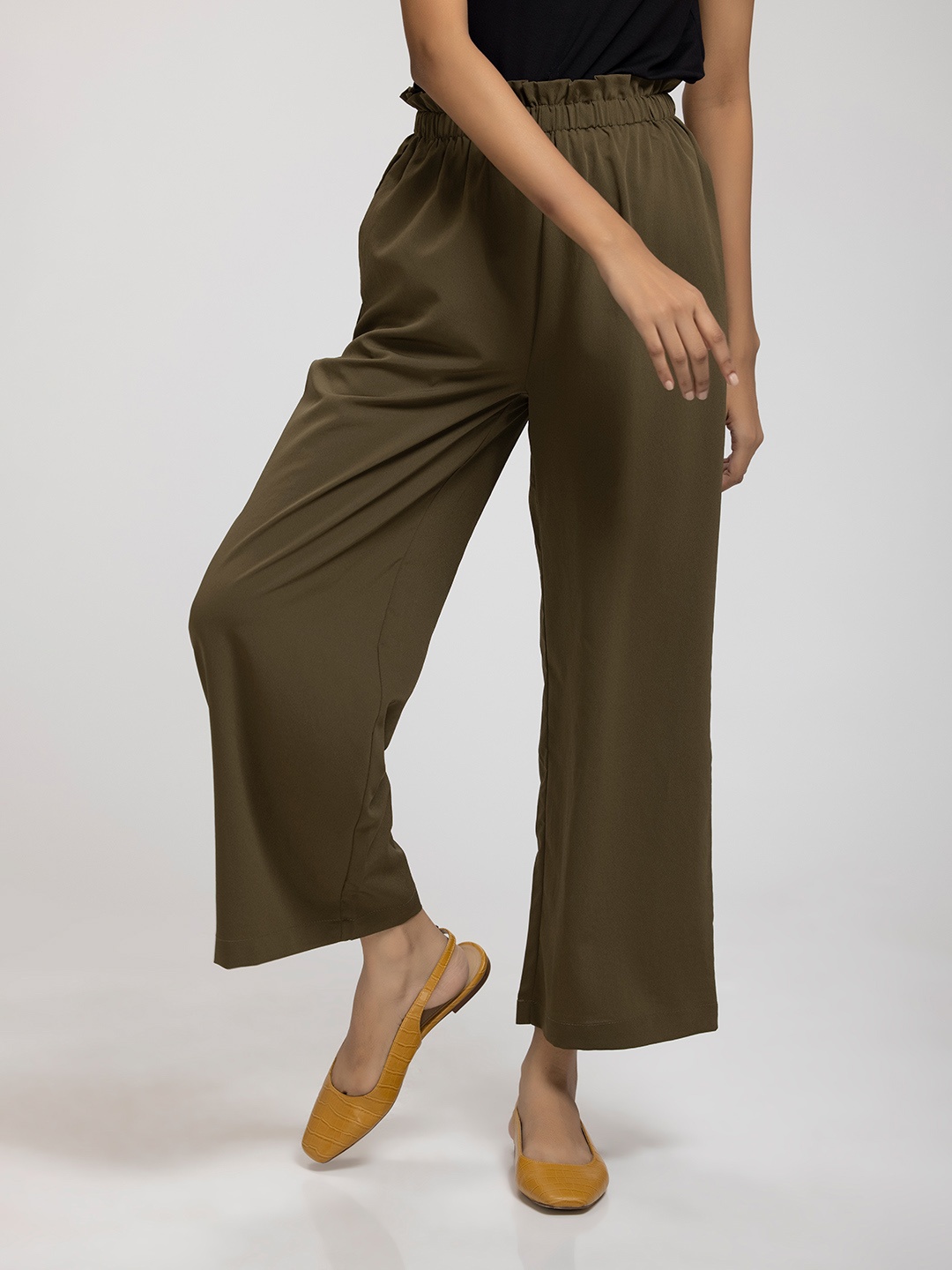 

SHAYE Women Olive Green Relaxed Trouser