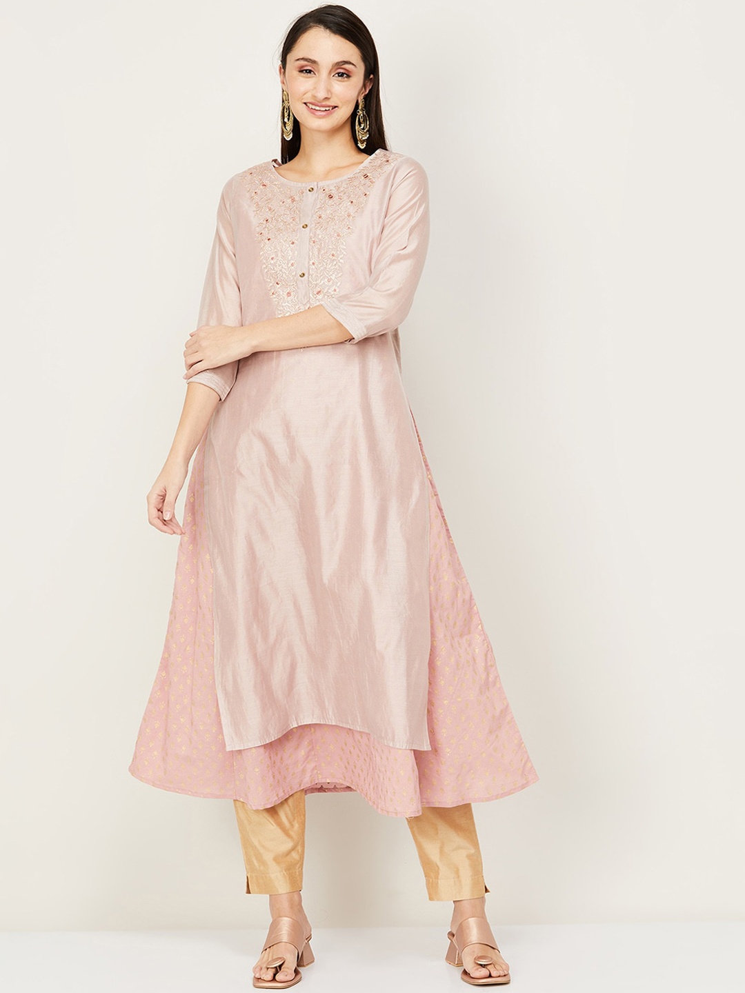 

Melange by Lifestyle Women Pink Ethnic Motifs Embellished Anarkali Kurta