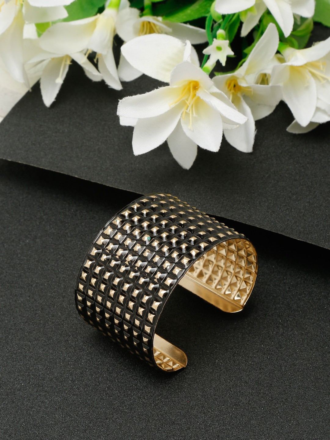 

YouBella Women Gold-Toned & Black Gold-Plated Cuff Bracelet
