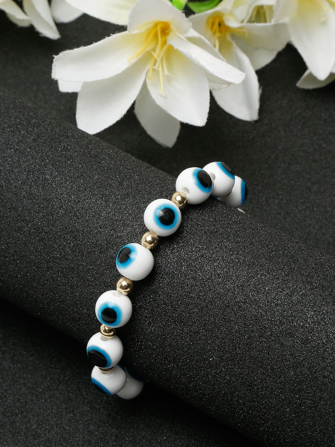 

YouBella Women White & Blue Bracelet