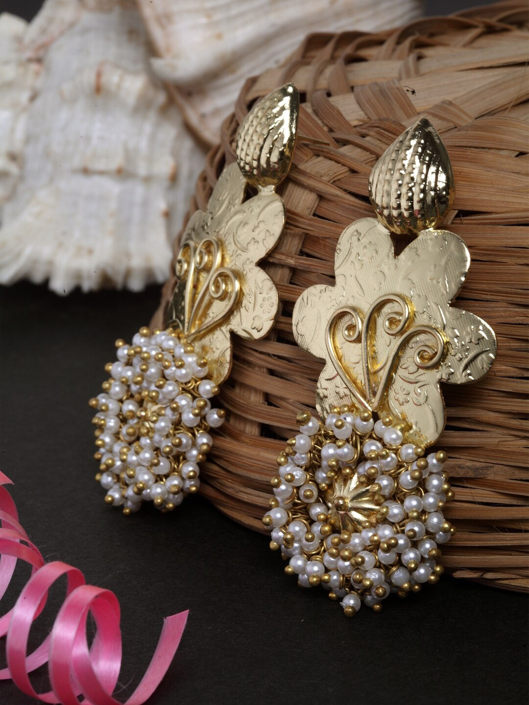 

Sangria Gold-Toned & White Contemporary Drop Earrings