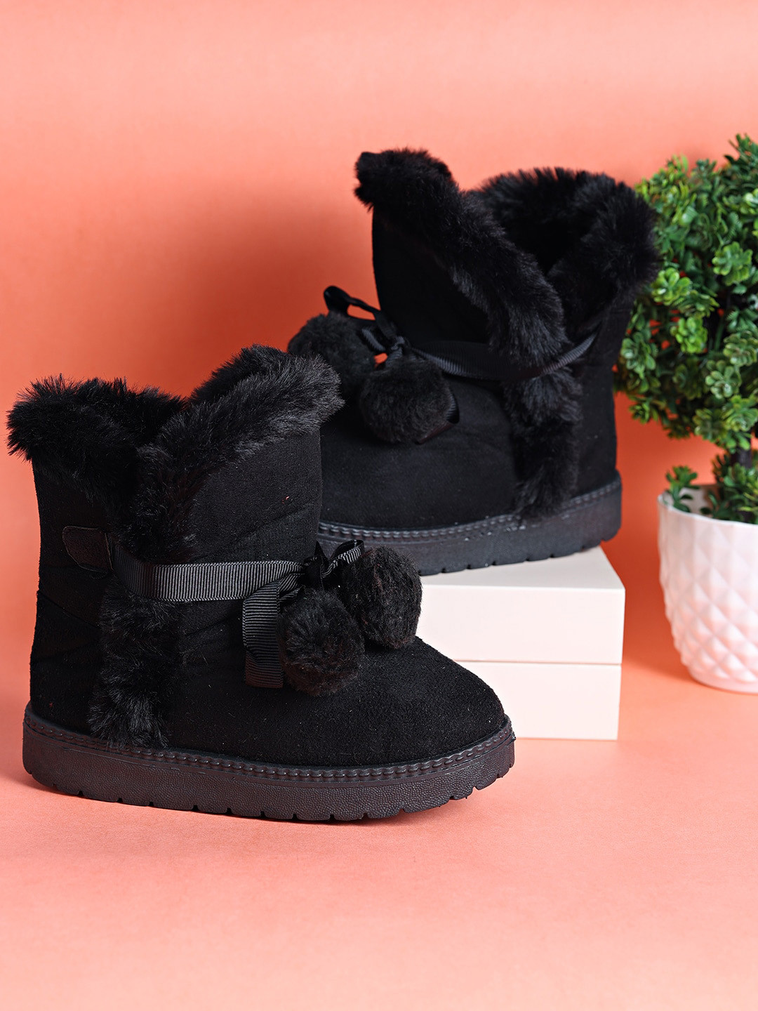

PASSION PETALS Girls Black Solid Suede Winter Boots