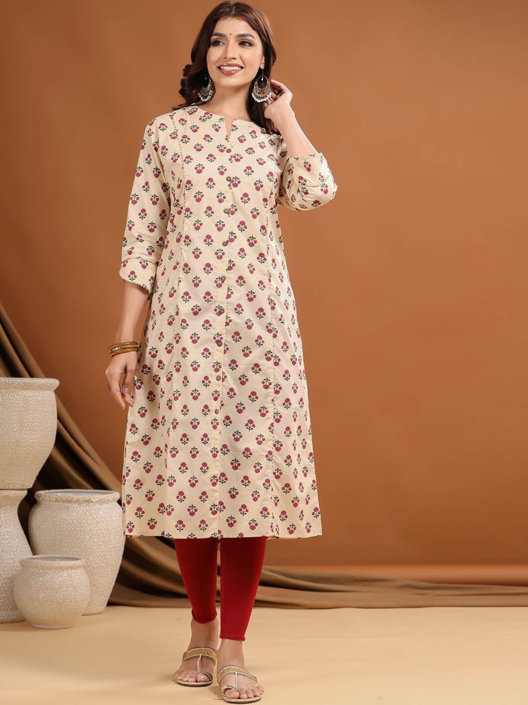 

The Kurta Express Women Cream-Coloured Ethnic Motifs Printed Keyhole Neck Kurtas