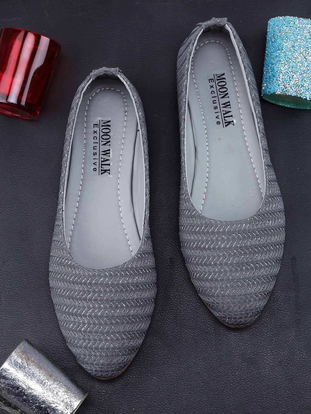 

Moonwalk Women Grey Self Design Textured Ballerinas Flats