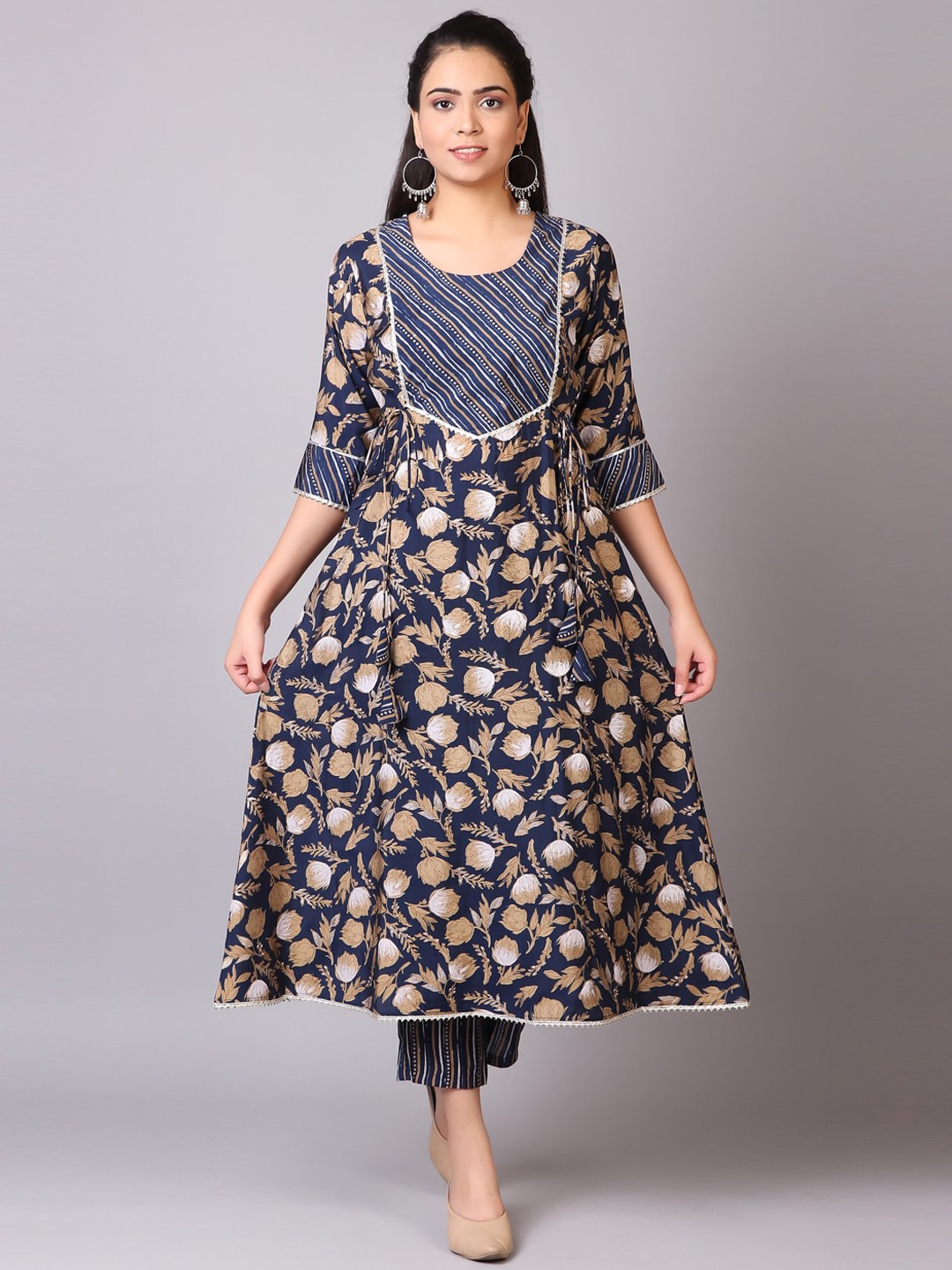 

V TRADITION Women Blue Floral Printed Empire Gotta Patti Kurta with Trousers
