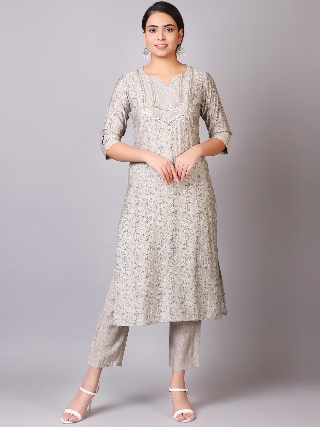 

V TRADITION Women Grey Printed Kurta with Trousers