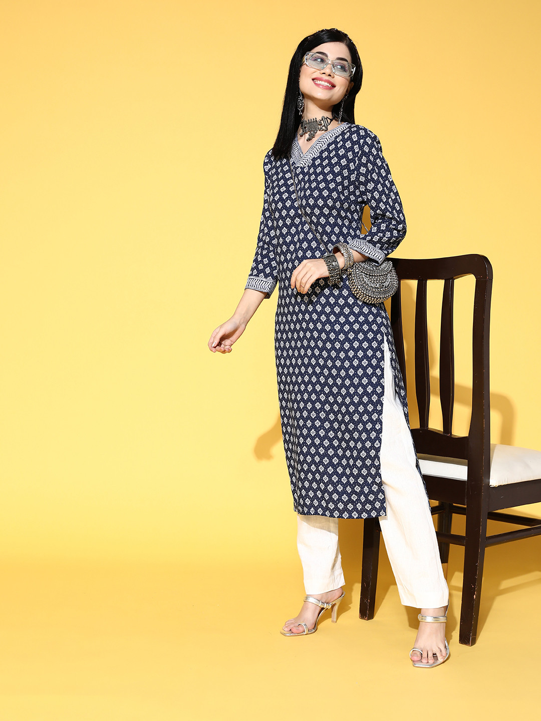 

HERE&NOW Women Navy Blue & White Ethnic Motifs Printed Kurta