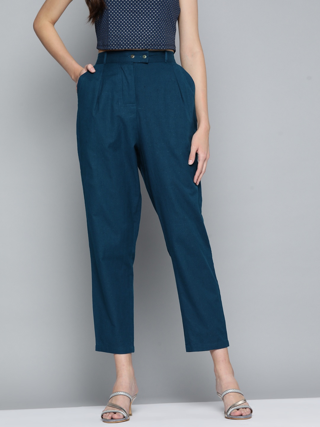 

HERE&NOW Women Navy Blue Solid Straight Fit Pleated Trousers